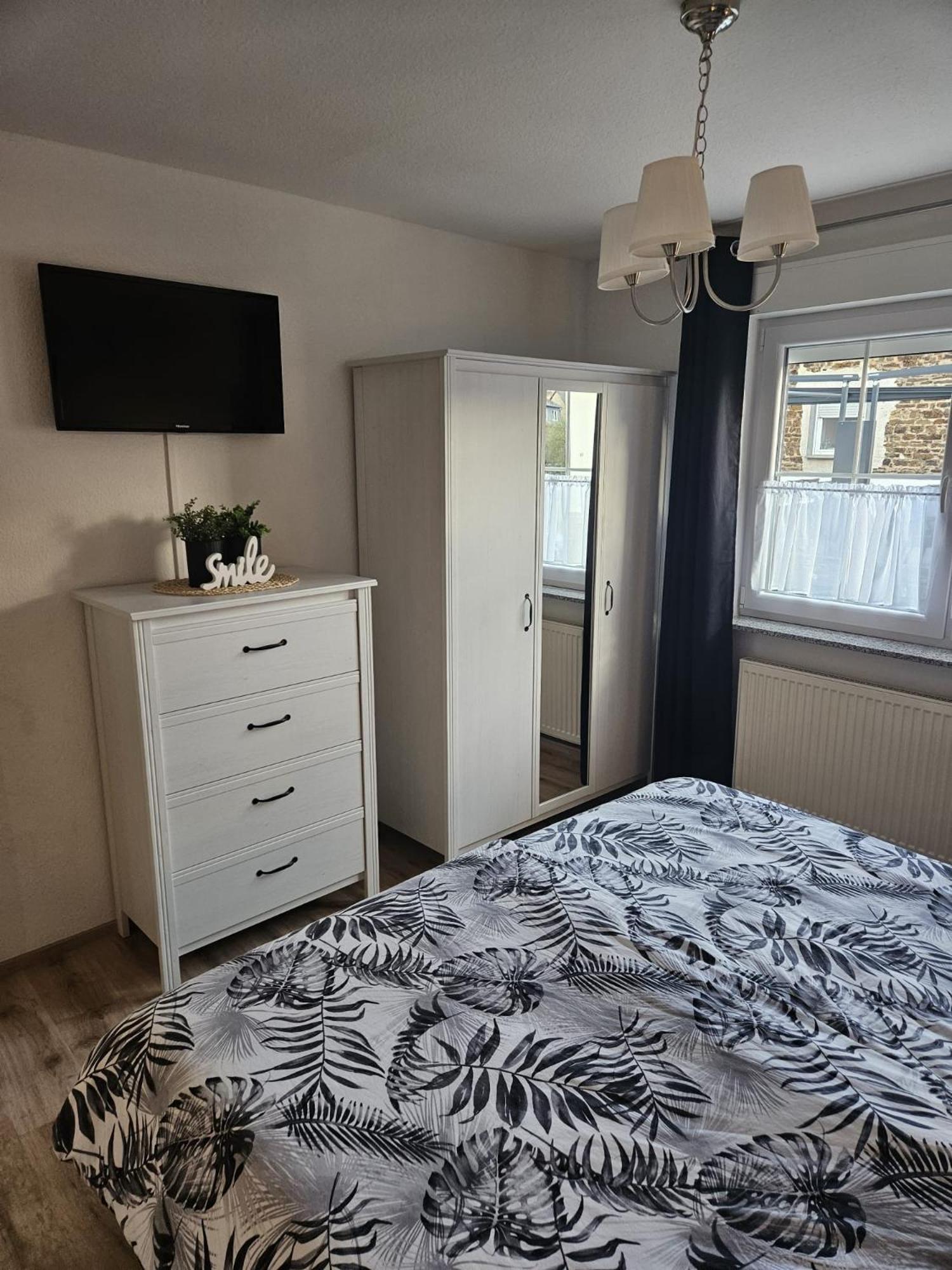 Hakans Moselblick Ferienwohnung Treis-Karden Zewnętrze zdjęcie