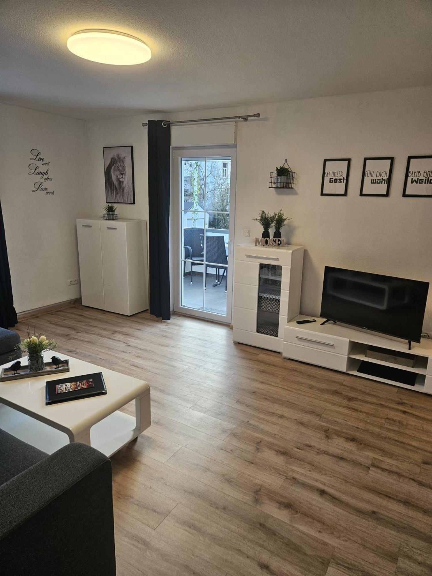 Hakans Moselblick Ferienwohnung Treis-Karden Zewnętrze zdjęcie